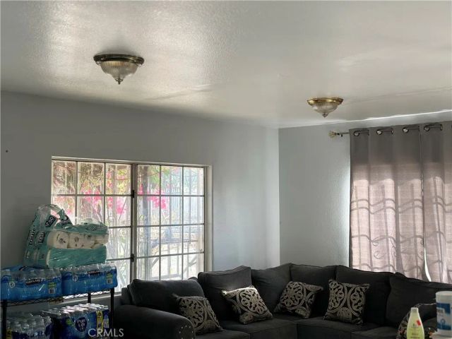 1664 E 66th, Los Angeles, CA 90001