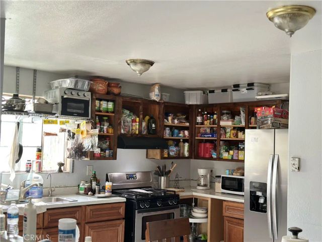 1664 E 66th, Los Angeles, CA 90001