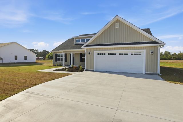 3813 Valley Forge Rd., Aynor, SC 29511
