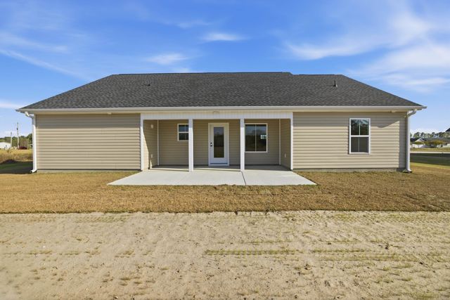 3813 Valley Forge Rd., Aynor, SC 29511