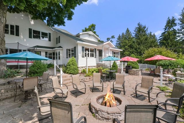 5161 Silver Pines Road, Garfield Twp, MI 49685