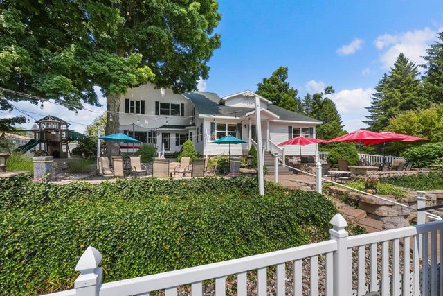 5161 Silver Pines Road, Garfield Twp, MI 49685