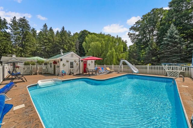 5161 Silver Pines Road, Garfield Twp, MI 49685