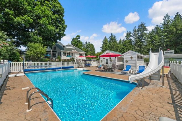 5161 Silver Pines Road, Garfield Twp, MI 49685