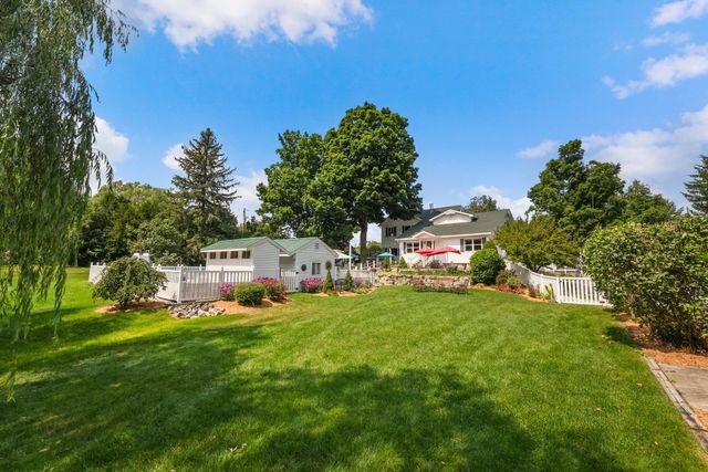 5161 Silver Pines Road, Garfield Twp, MI 49685