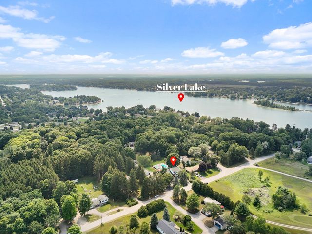 5161 Silver Pines Road, Garfield Twp, MI 49685