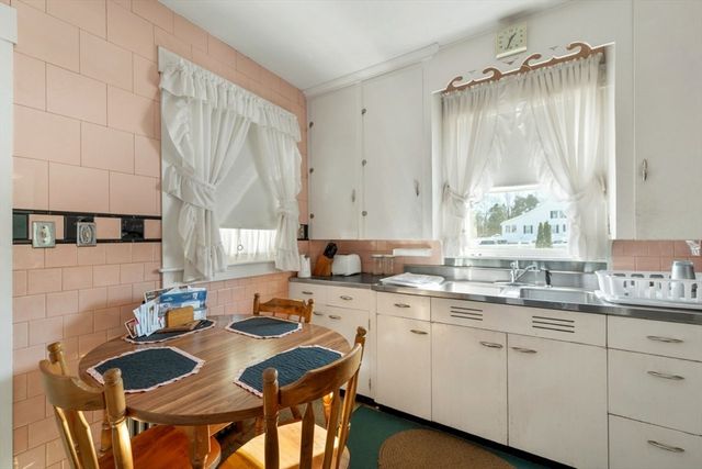 1563 Bridge St., Dracut, MA 01826