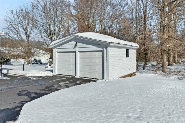 1563 Bridge St., Dracut, MA 01826