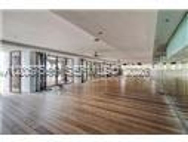 6801 Collins Avenue 1020 Door 1006 Leal, Miami Beach, FL 33141