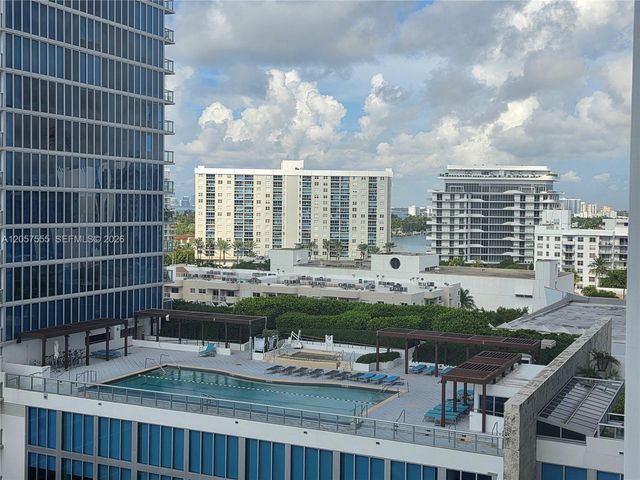 6801 Collins Avenue 1020 Door 1006 Leal, Miami Beach, FL 33141