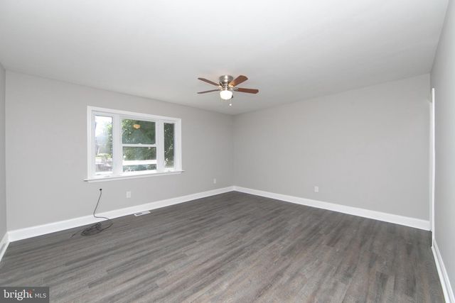 1553 WILDWOOD AVE, Camden, NJ 08103