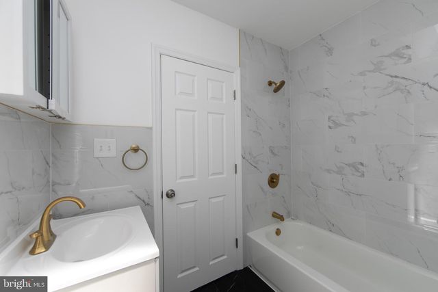 1553 WILDWOOD AVE, Camden, NJ 08103