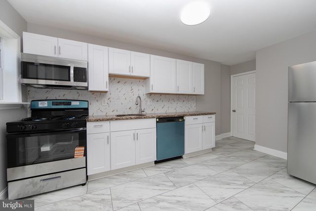 1553 WILDWOOD AVE, Camden, NJ 08103
