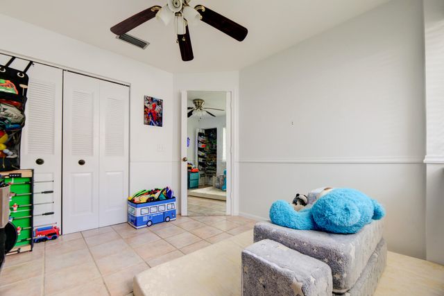 5201 NE 14th Terrace 3, Fort Lauderdale, FL 33334