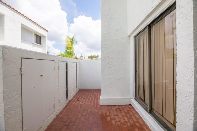5201 NE 14th Terrace 3, Fort Lauderdale, FL 33334