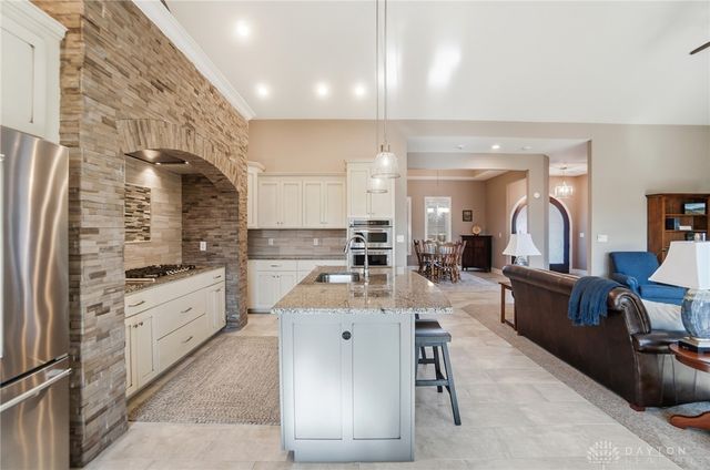 9440 Old Bridge Drive, Washington Twp, OH 45458