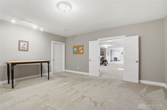 9440 Old Bridge Drive, Washington Twp, OH 45458