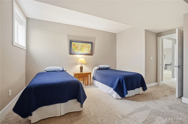 9440 Old Bridge Drive, Washington Twp, OH 45458