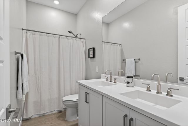 17063 N 50TH Street, Scottsdale, AZ 85254