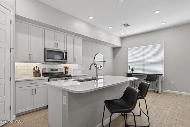 17063 N 50TH Street, Scottsdale, AZ 85254