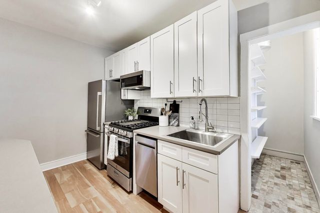 106 S Scoville Avenue 1B, Oak Park, IL 60302