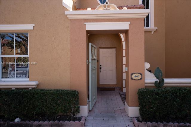 8520 NW 139th Terrace 1607, Miami Lakes, FL 33016