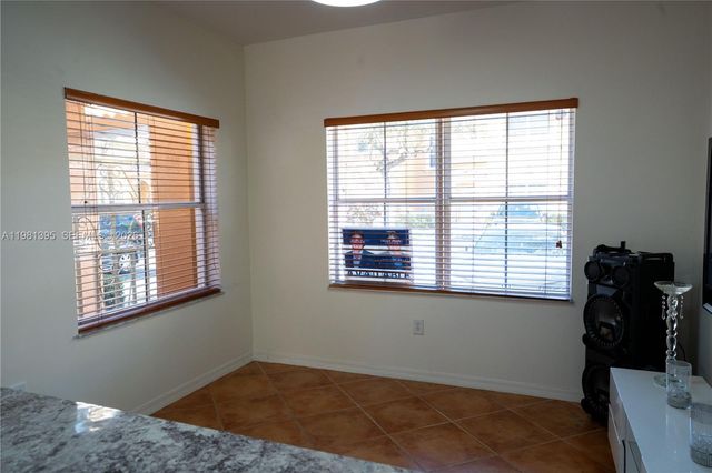 8520 NW 139th Terrace 1607, Miami Lakes, FL 33016