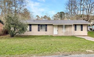 107 HERRING Street, Leesville, LA 71446