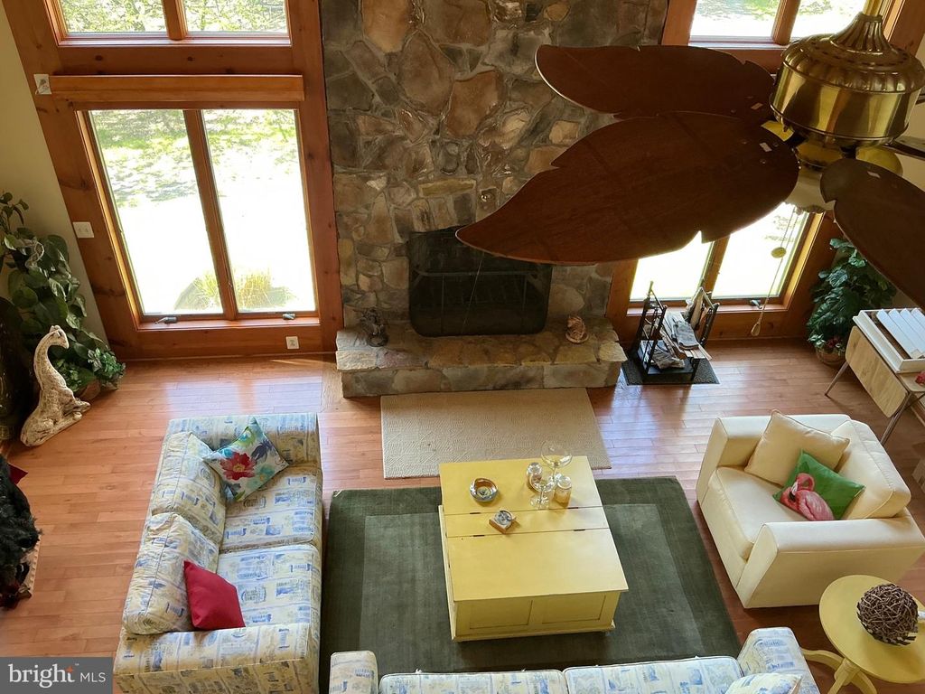 Image 22 of property listing at 122 WOODLANDS HILL LN, Oakland, MD 21550