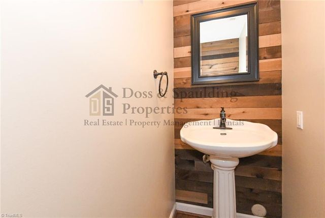 312 Ray Lanning Road, Winston-salem, NC 27107