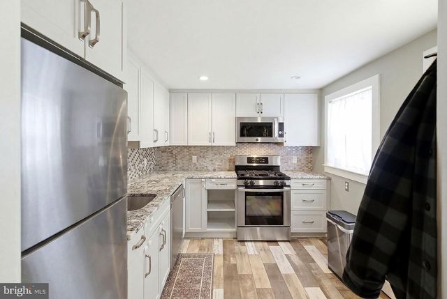 28 TWIN DR, New Egypt, NJ 08533