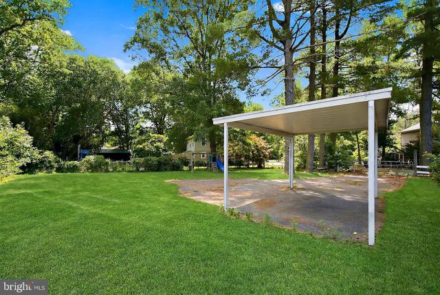 28 TWIN DR, New Egypt, NJ 08533