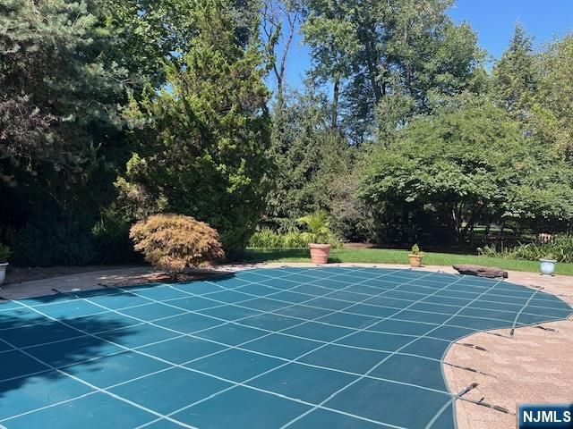 89 Barrett Lane, Wyckoff, NJ 07481