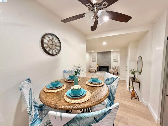 1323 Canton Dr, Milpitas, CA 95035