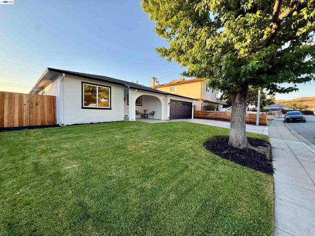 1323 Canton Dr, Milpitas, CA 95035