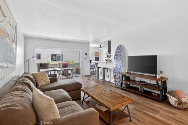 8710 Delgany Avenue 8, Playa Del Rey, CA 90293