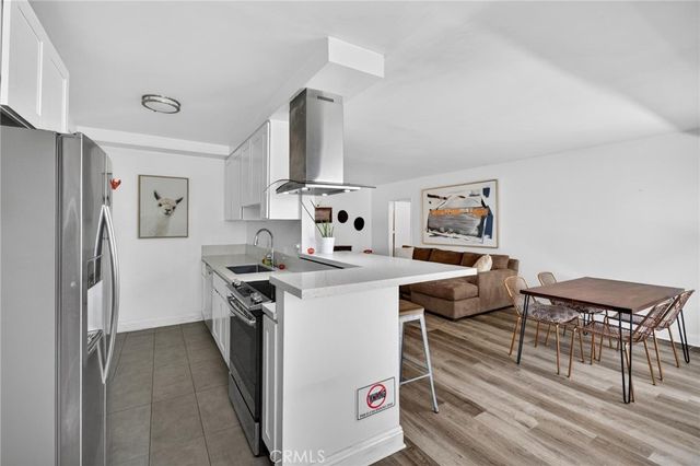 8710 Delgany Avenue 8, Playa Del Rey, CA 90293