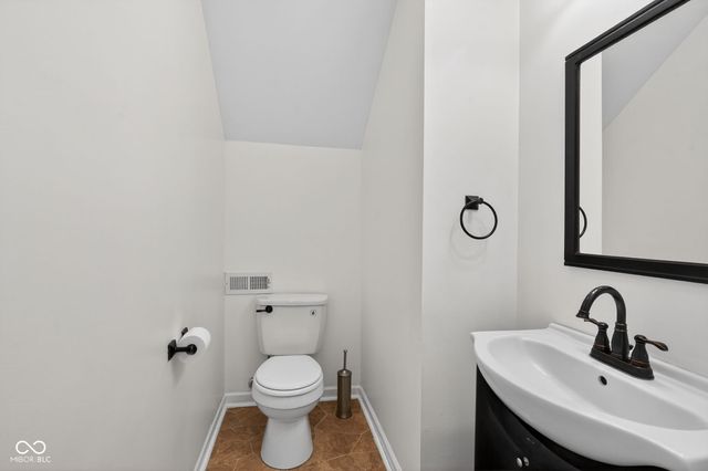 4523 E Parkwood Drive, Martinsville, IN 46151