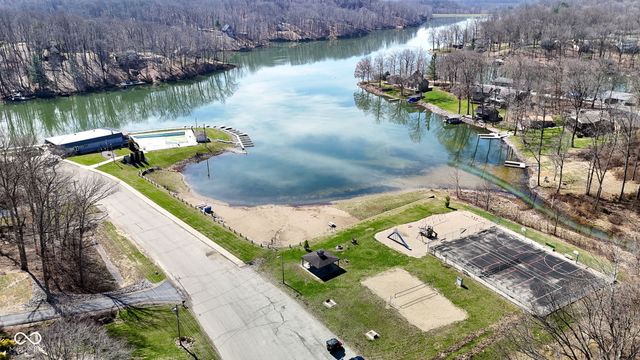 4523 E Parkwood Drive, Martinsville, IN 46151