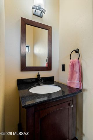 475 N Timberline Road, Oracle, AZ 85623