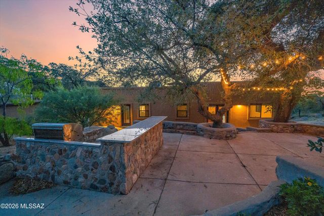 475 N Timberline Road, Oracle, AZ 85623