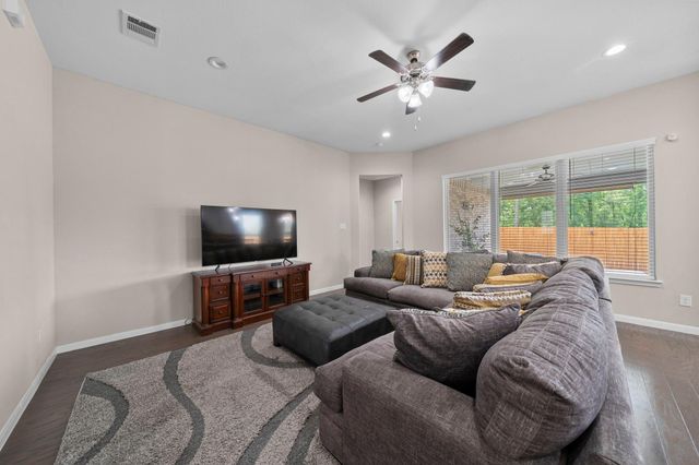 25615 Pinyon Hill Trail, Tomball, TX 77375