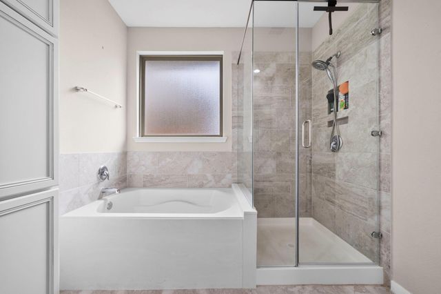 25615 Pinyon Hill Trail, Tomball, TX 77375