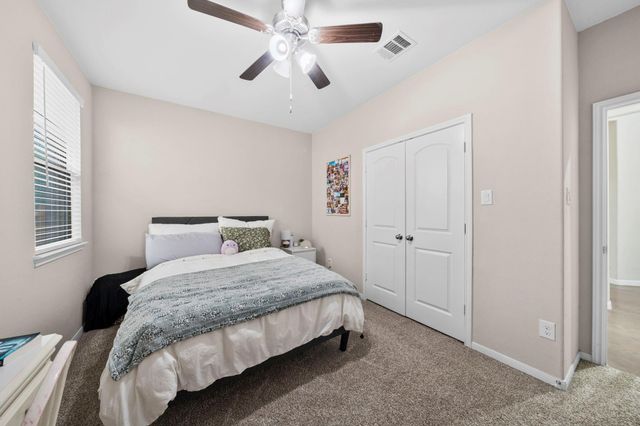 25615 Pinyon Hill Trail, Tomball, TX 77375