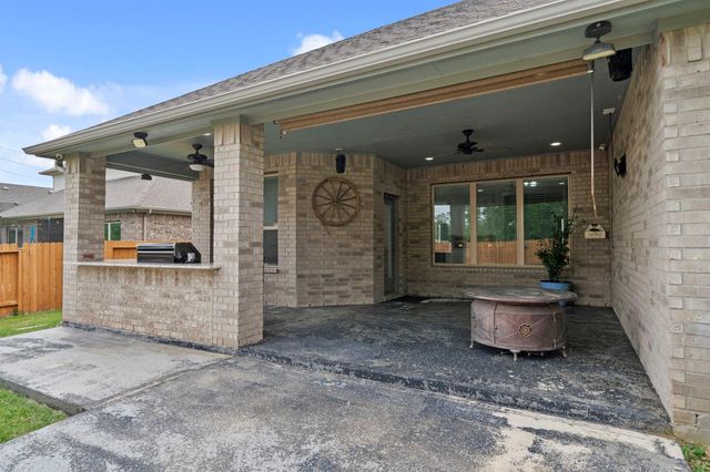 25615 Pinyon Hill Trail, Tomball, TX 77375