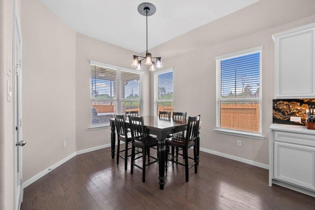 25615 Pinyon Hill Trail, Tomball, TX 77375