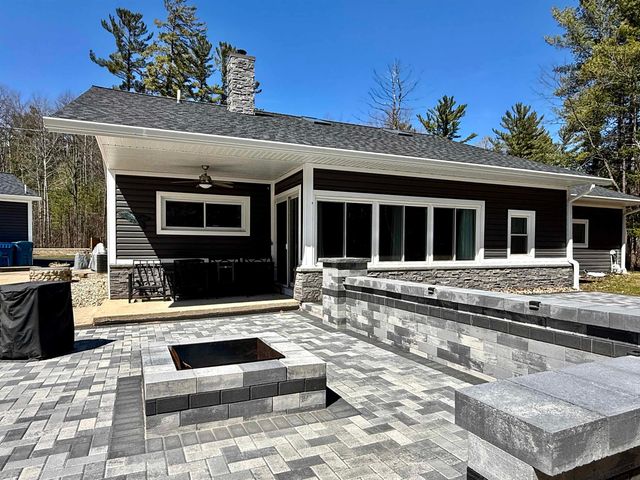 3358 E Pinecrest Drive, Gladwin, MI 48624
