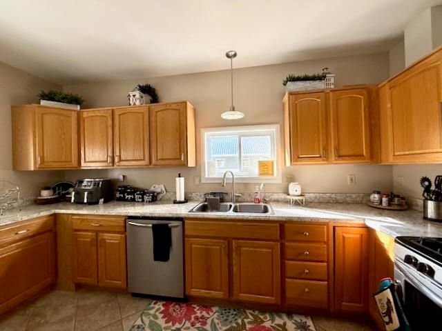 3358 E Pinecrest Drive, Gladwin, MI 48624