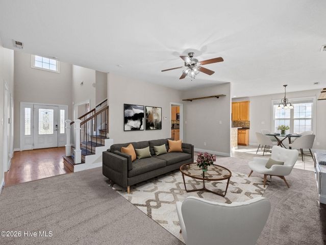 118 Farmington Drive, Richlands, NC 28574