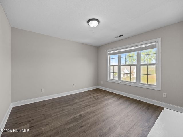 118 Farmington Drive, Richlands, NC 28574